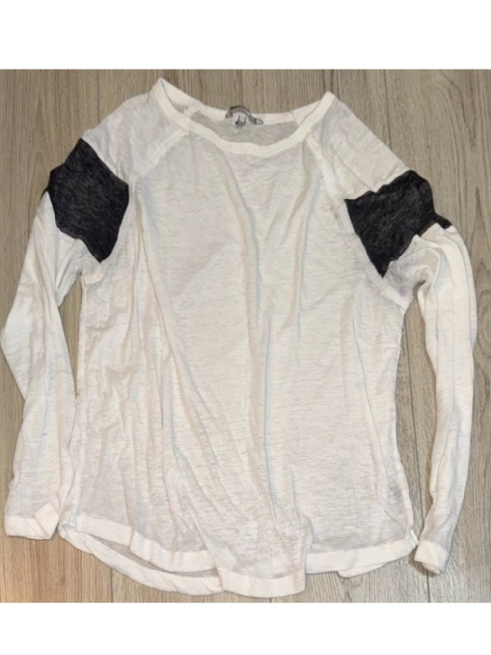 BKE White grey Long-Sleeve Tee shirt top